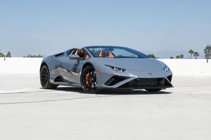 Lamborghini EVO Spyder-grey